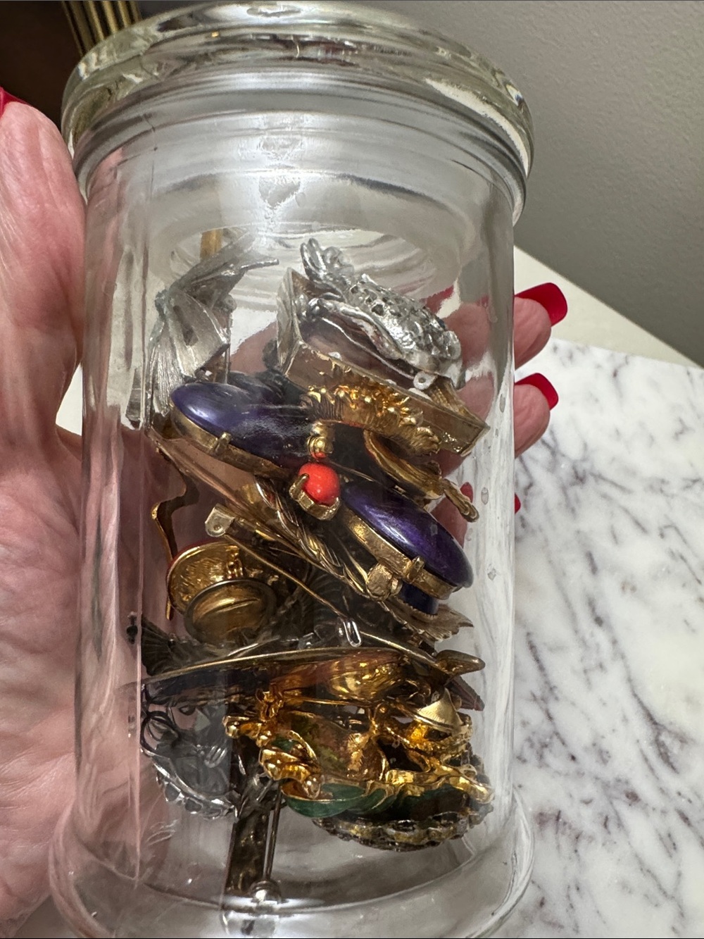 Mystery Brooch Jar - Picture 2 of 5
